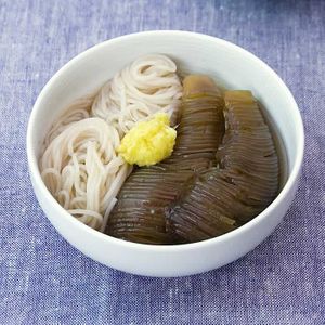 「なすとそうめんの煮物」のレシピ動画