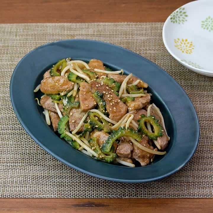 豚ヒレ肉とゴーヤーのオイスター味噌炒め