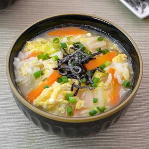 胃に優しい 卵のふわふわ雑炊のレシピ動画 作り方 Delish Kitchen