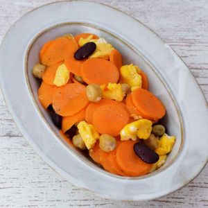 「にんじんとミックスビーンズのレモンサラダ」のレシピ動画