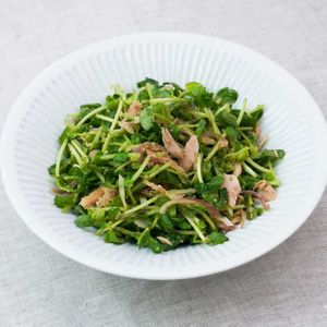 「ツナと豆苗のシャキシャキあえ」のレシピ動画