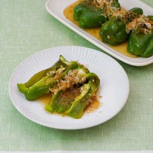 「丸ごとピーマンの焼き浸し」のレシピ動画