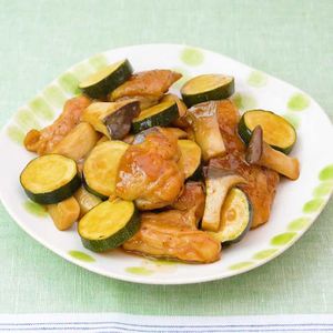 「鶏肉とズッキーニのさっぱり甘酢炒め」のレシピ動画