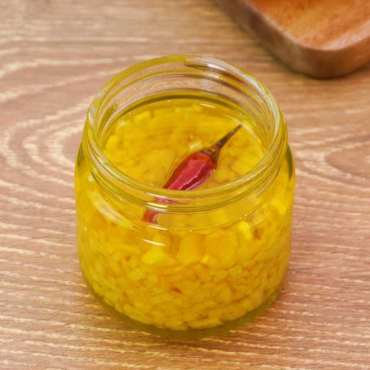 にんにくのオイル漬け