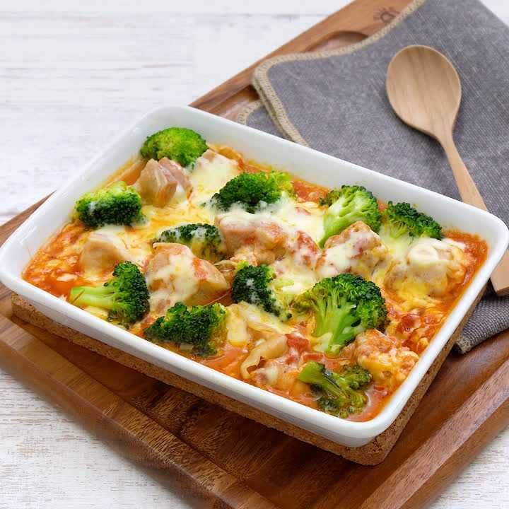 鶏肉のトマトチーズ煮