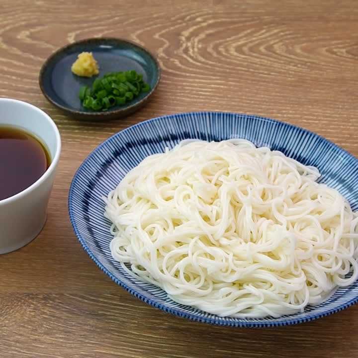 めんつゆで簡単そうめん