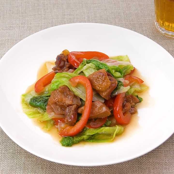 焼き鳥とレタスの炒め物