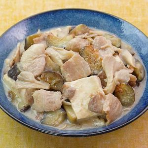 「豚バラとなすのみそ煮」のレシピ動画