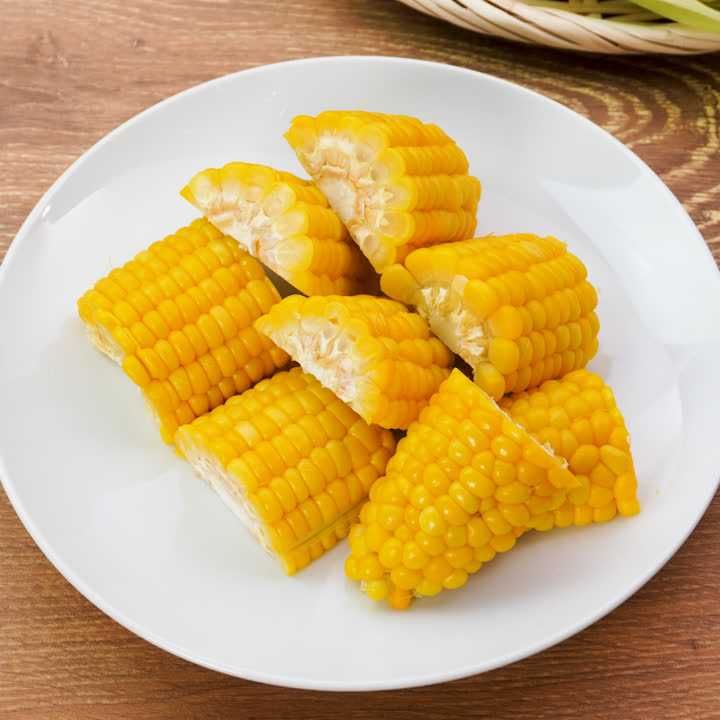 料理の基本 とうもろこしの切り方のレシピ動画 作り方 Delish Kitchen