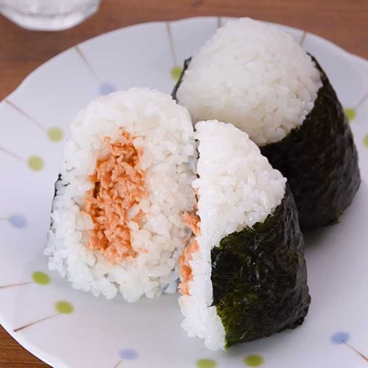 鮭マヨおにぎり