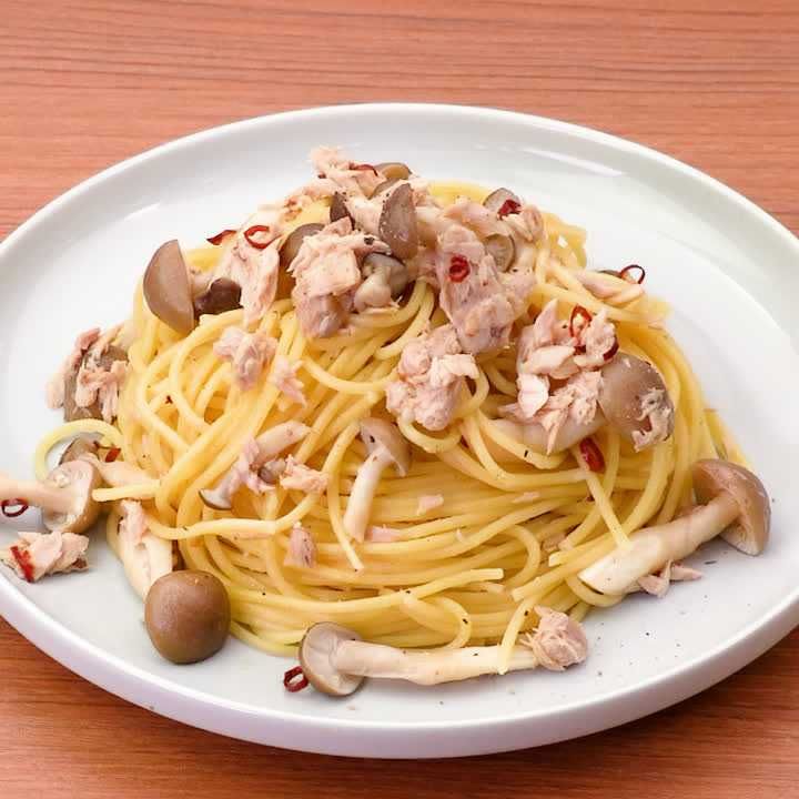 しめじのペペロンチーノ