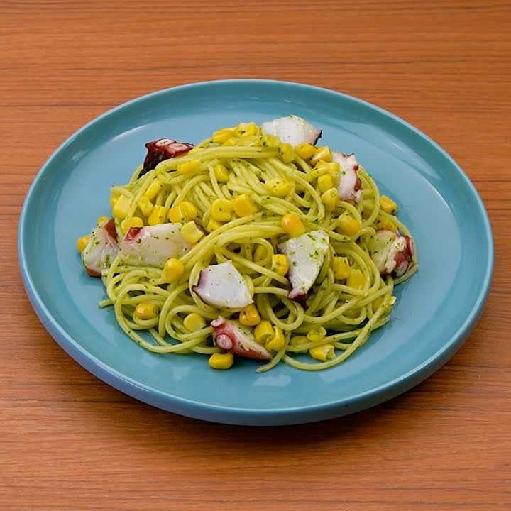 コーンとたこの冷製パスタ
