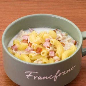 ソーセージとえのきのミルクスープパスタ