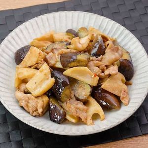 「豚肉となすのピリ辛みそ炒め」のレシピ動画