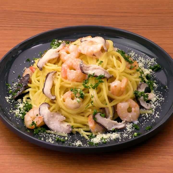 エビとしいたけのクリームパスタ