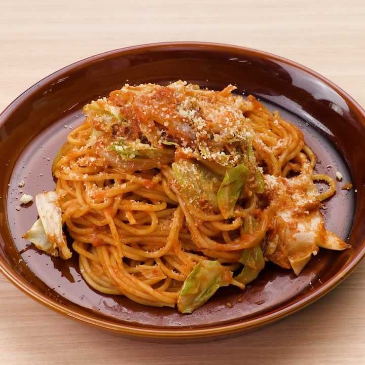 キャベツのミートソースパスタ