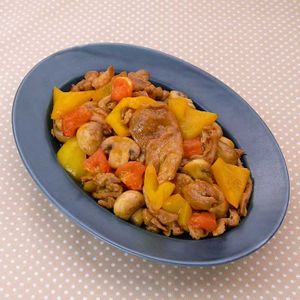 「豚肉とパプリカのスパイシートマト炒め」のレシピ動画