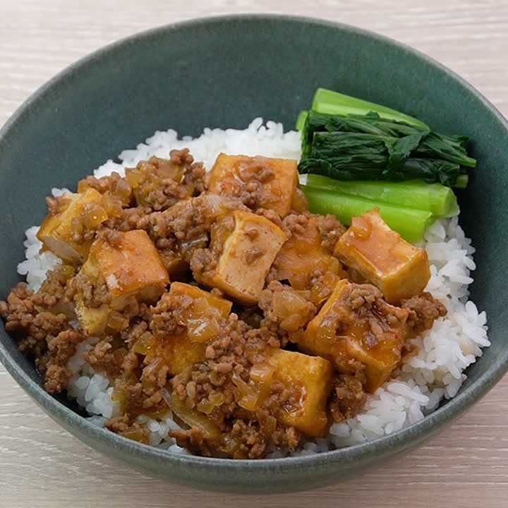 厚揚げと豚ひき肉のルーロー飯風
