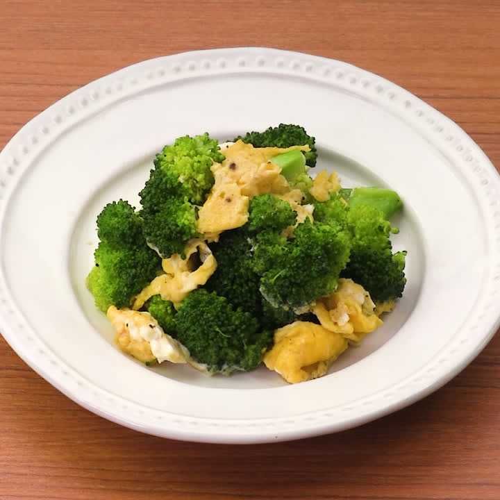 ブロッコリーの卵炒め