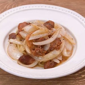 「玉ねぎと焼き鳥缶のタレ炒め」のレシピ動画