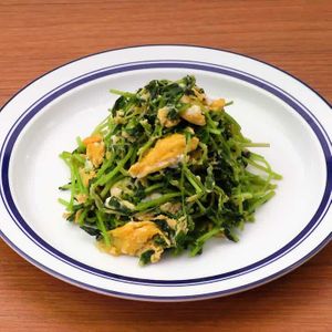 「豆苗の卵炒め」のレシピ動画