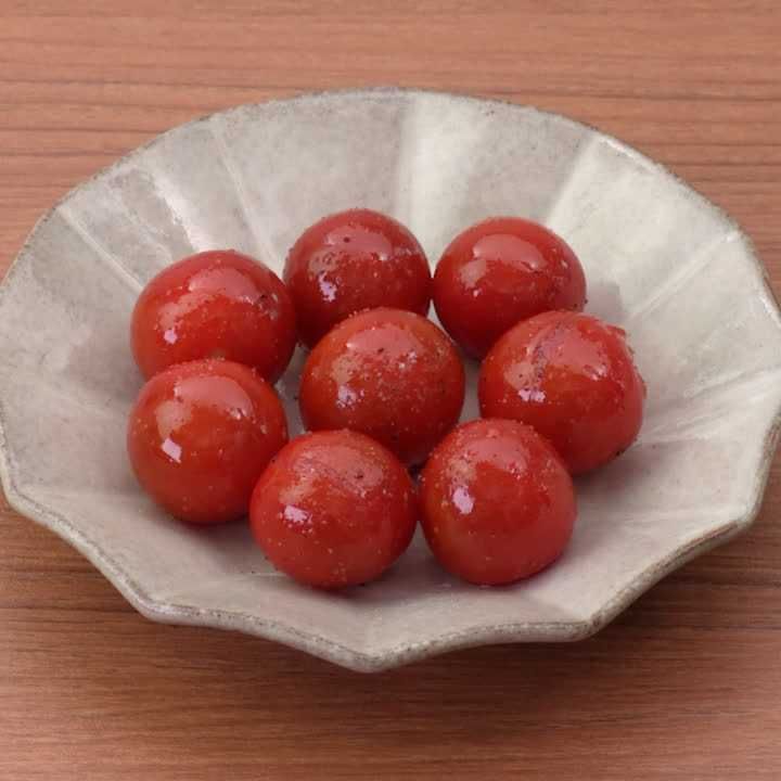ミニトマトの塩こしょう炒め