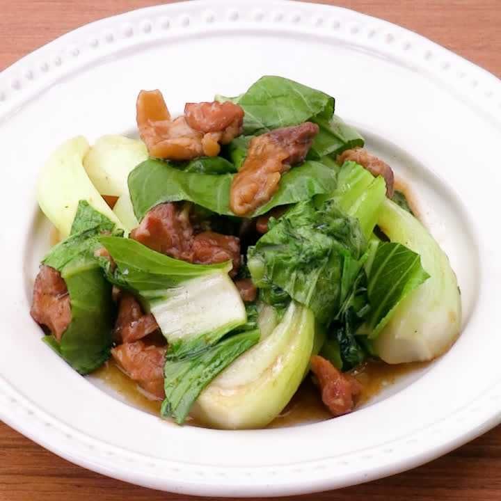 チンゲン菜と焼き鳥缶のタレ炒め