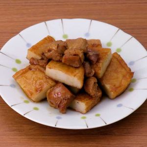 「さつま揚げと焼き鳥缶のタレ炒め」のレシピ動画