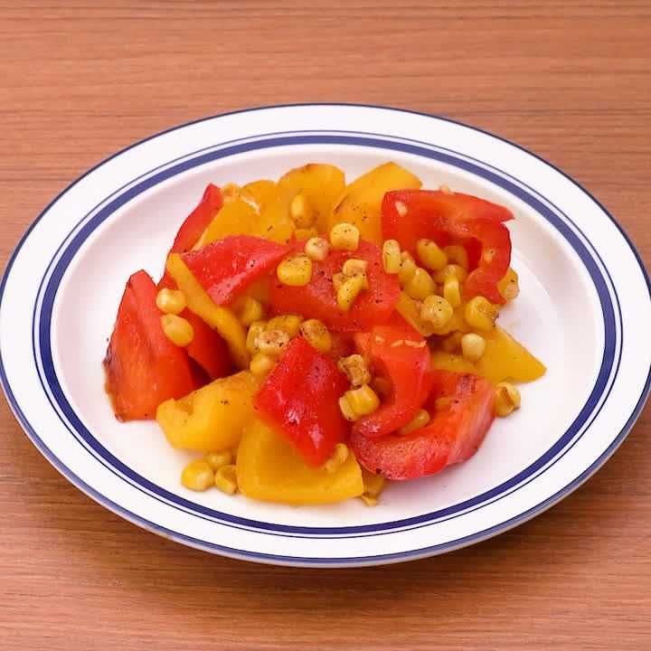 パプリカのコーンバター炒め