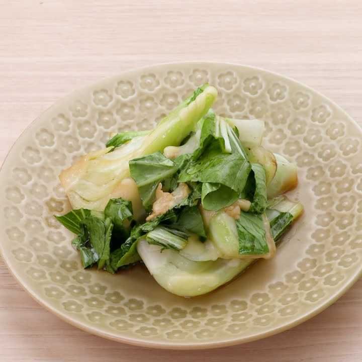 チンゲン菜のポン酢チーズソテー