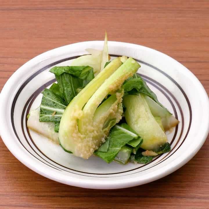 チンゲン菜のポン酢チーズ炒め