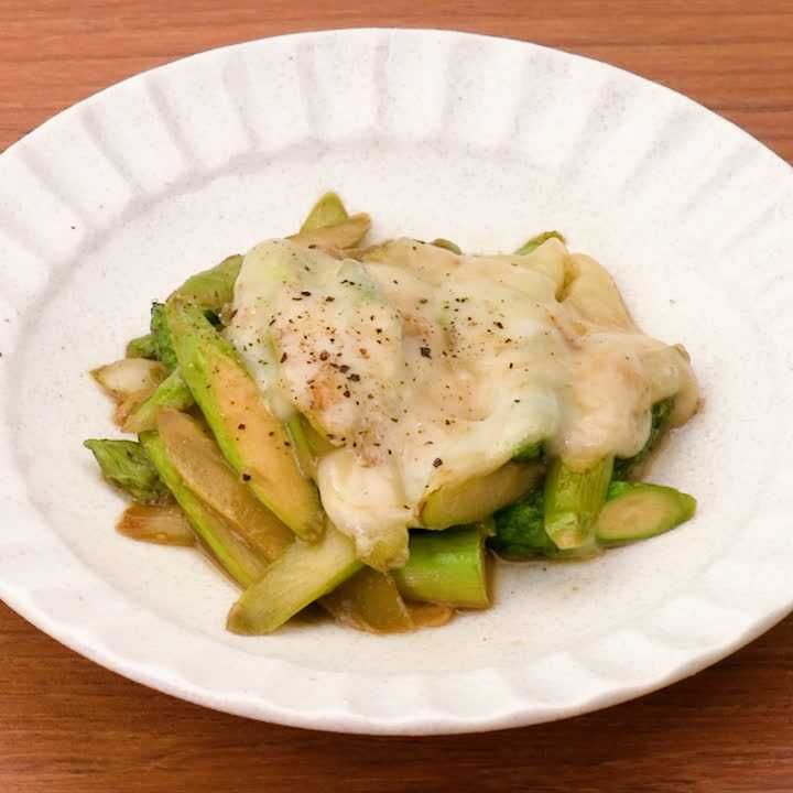 アスパラのポン酢チーズソテー