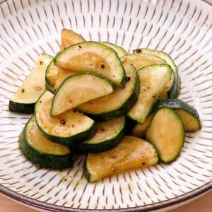ズッキーニのポン酢炒め