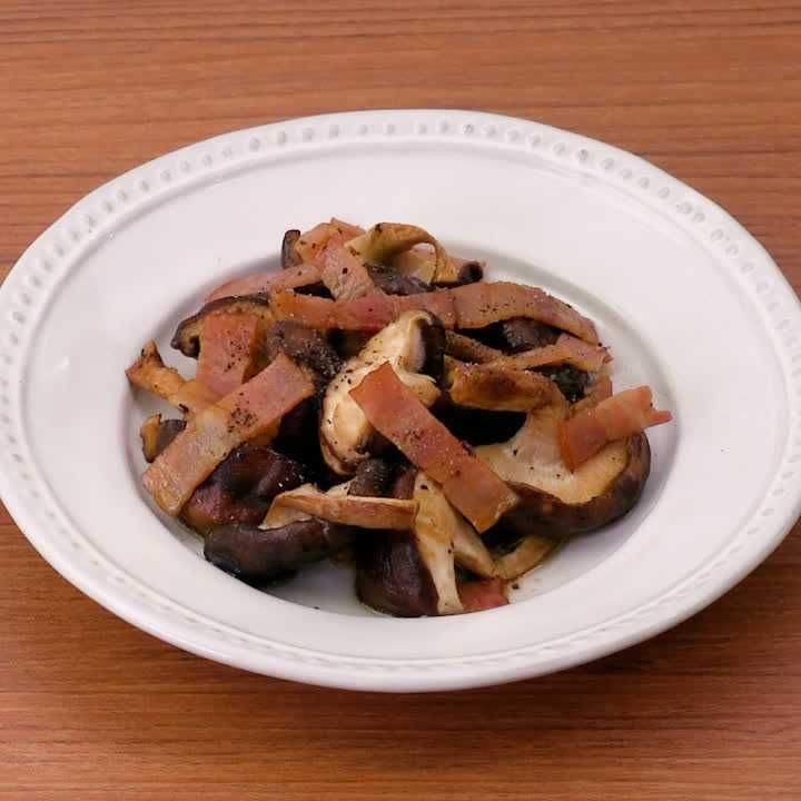 しいたけとベーコンのポン酢炒め