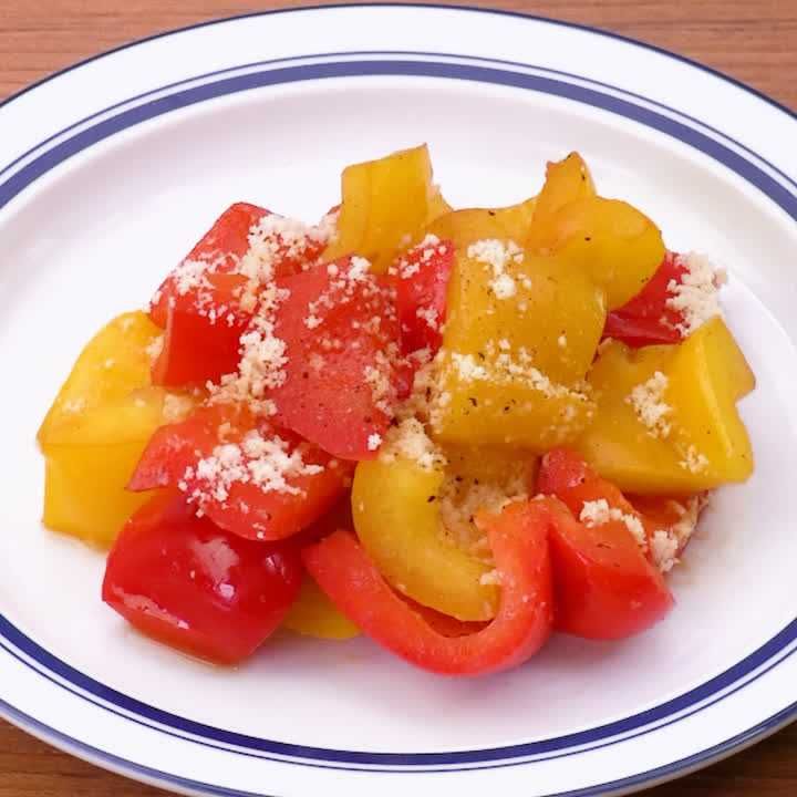 パプリカの粉チーズポン酢炒め