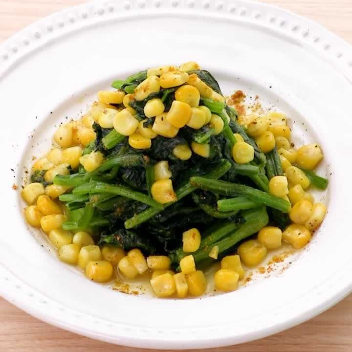 簡単やみつき ほうれん草とコーンのカレーバター炒めのレシピ動画 作り方 Delish Kitchen