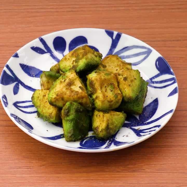 アボカドのカレー炒め