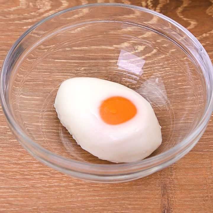 レンジで作る半熟卵