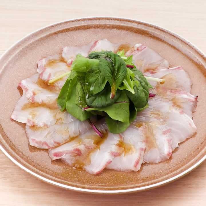 鯛のカルパッチョ(わさび醤油風味)