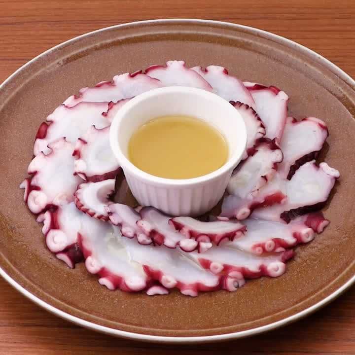 たこのカルパッチョ(ガーリックレモン風味)