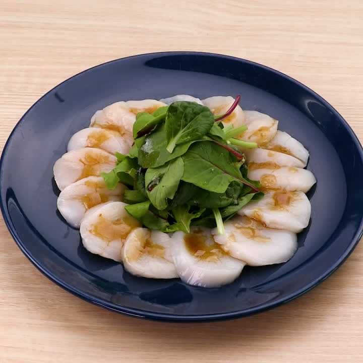 ホタテのカルパッチョ(わさび醤油風味)