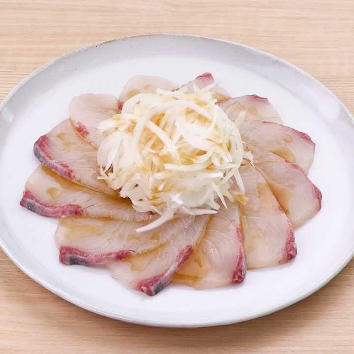 カンパチのカルパッチョ(ポン酢風味)