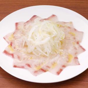鯛のカルパッチョ(塩レモン風味)