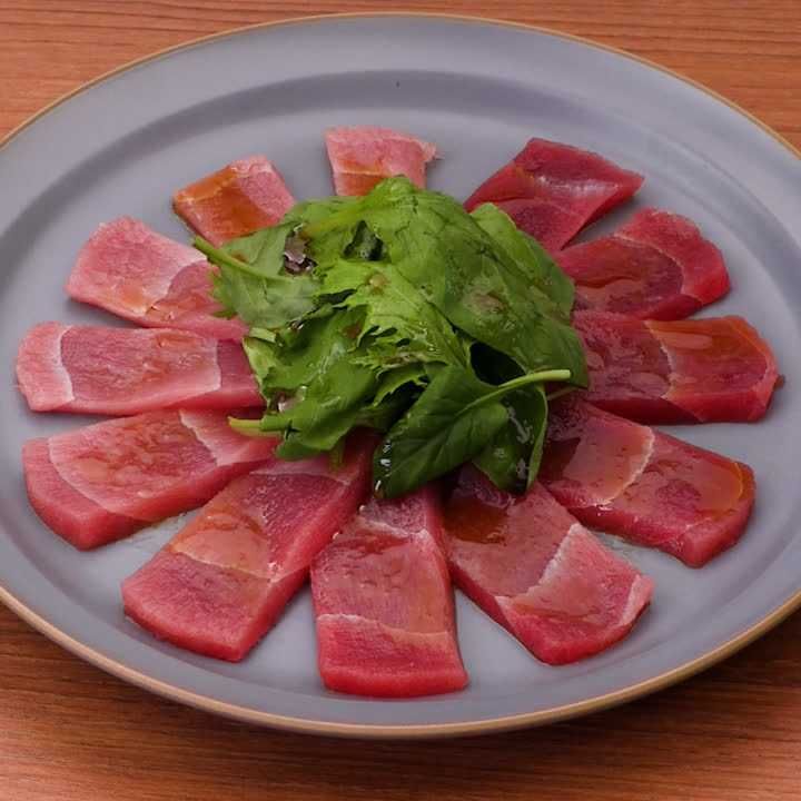 マグロのカルパッチョ(中華風味)