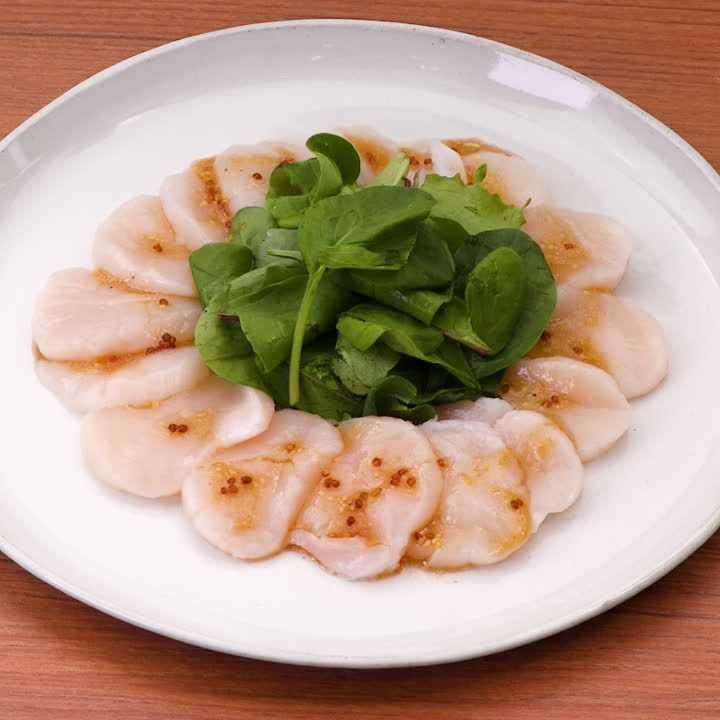 ホタテのカルパッチョ(マスタード醤油風味)
