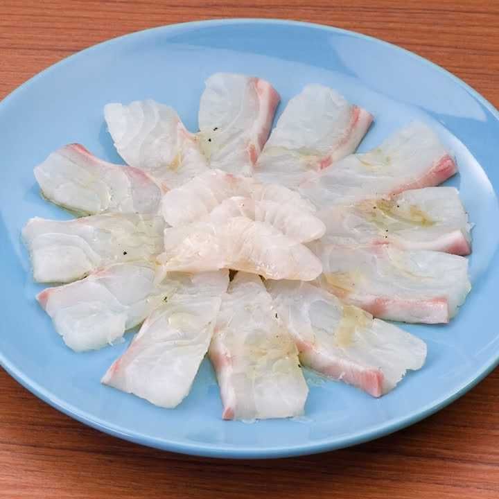 鯛のカルパッチョ (青じそ風味)