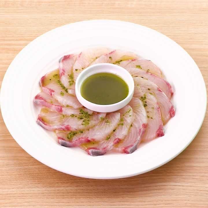 カンパチのカルパッチョ(バジル風味)