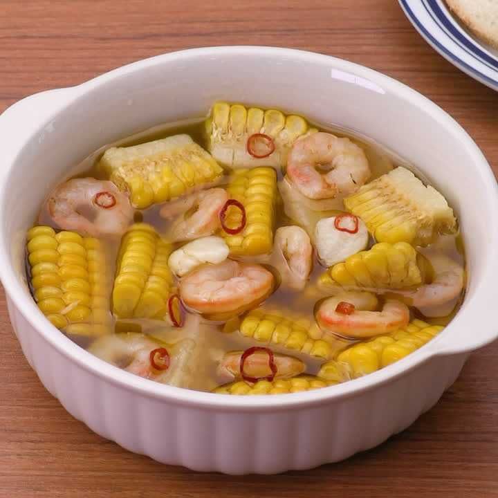 えびととうもろこしのアヒージョ