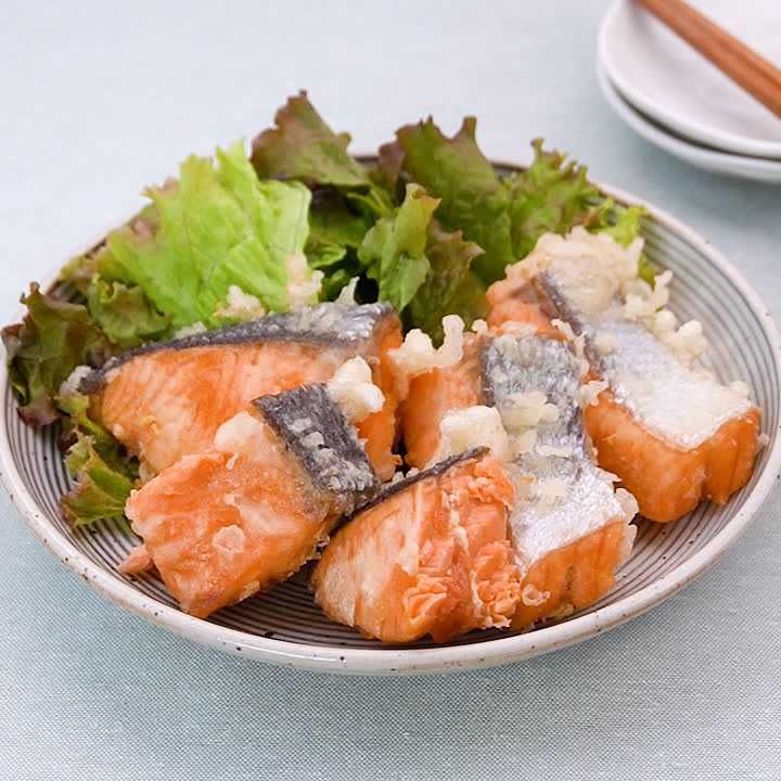 鮭の梅チーズはさみ揚げ