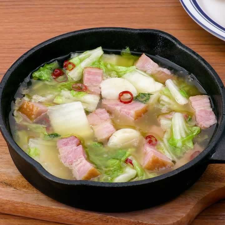 白菜とベーコンのアヒージョ